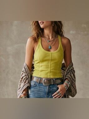 Ecote UO Ribbed Crop Tank Top Size Medium Seam Details